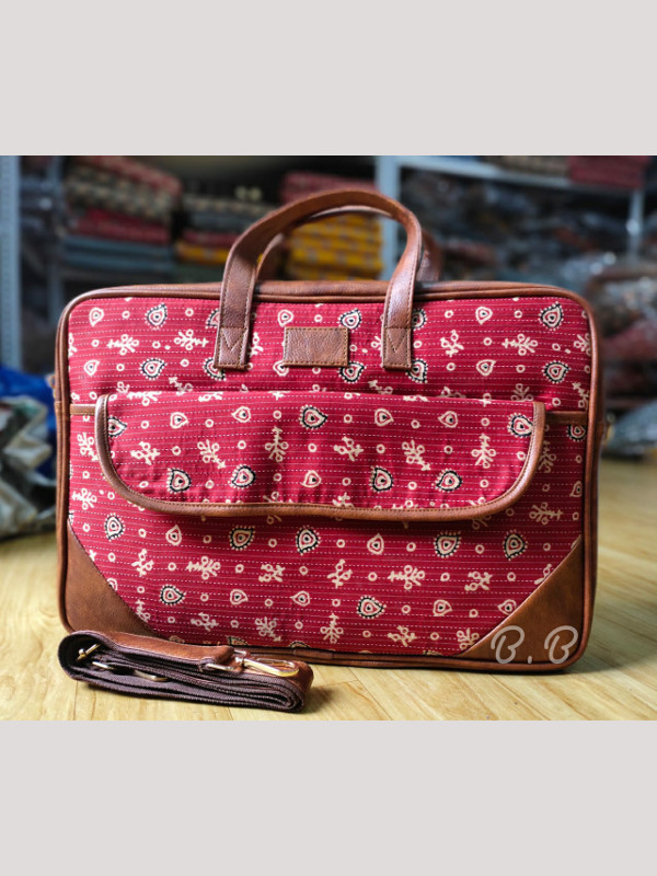 The Executive Tote 