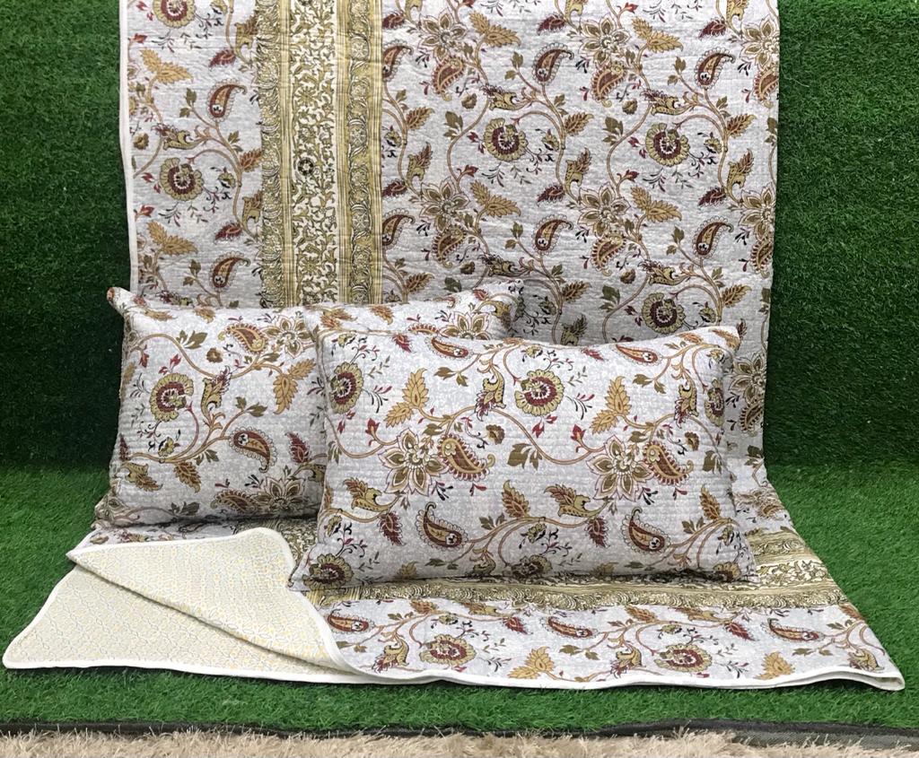 REVERSIBLE QUILTED BEDCOVERS