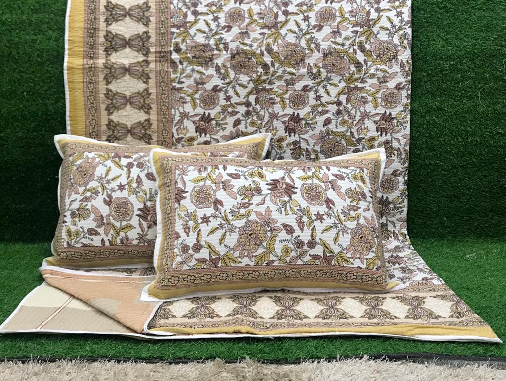 REVERSIBLE QUILTED BEDCOVERS