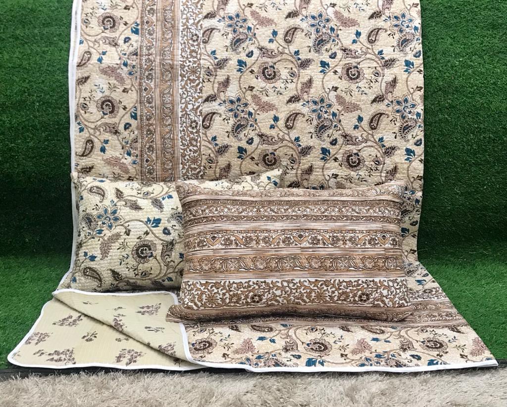 REVERSIBLE QUILTED BEDCOVERS