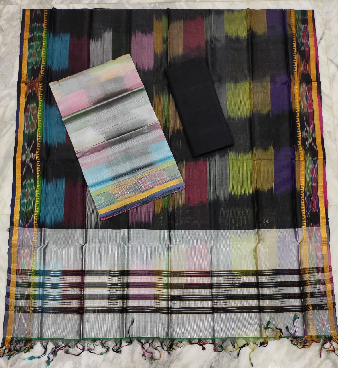 Mangalagiri Pattu/Ikkat
