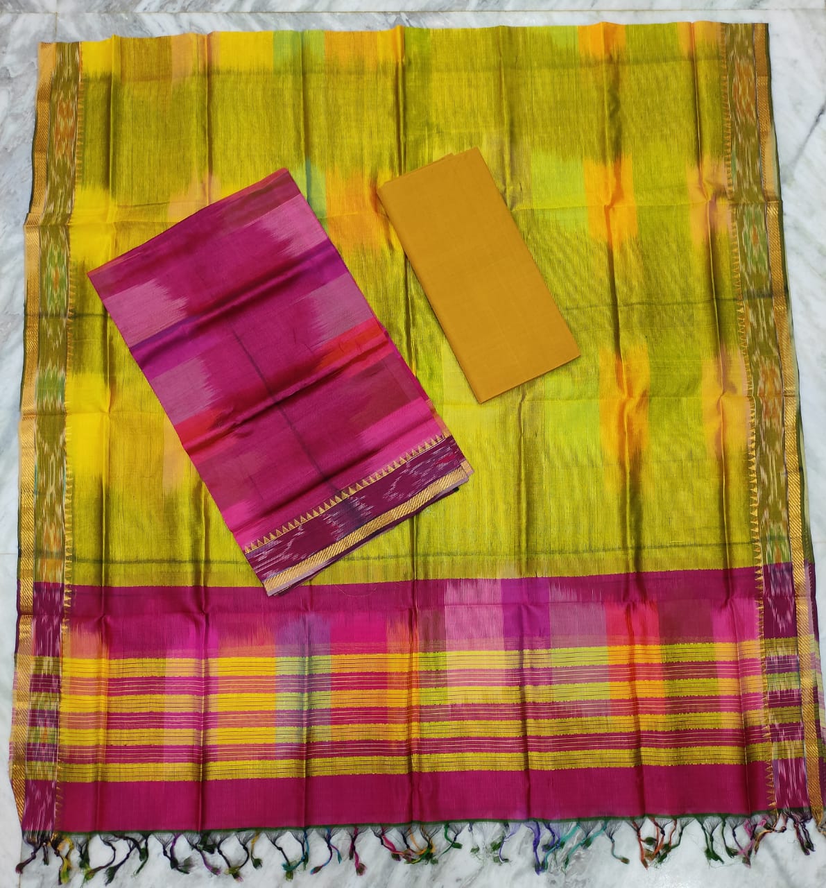 Mangalagiri Pattu/Ikkat
