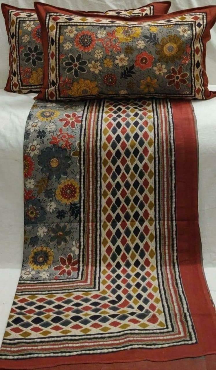 Bedsheet & 2 Pillow Covers