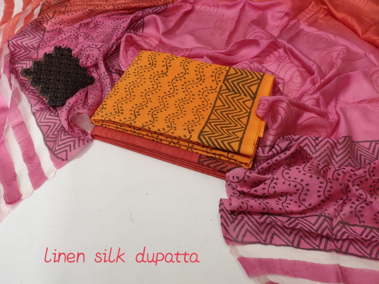 Block printed cotton suit set