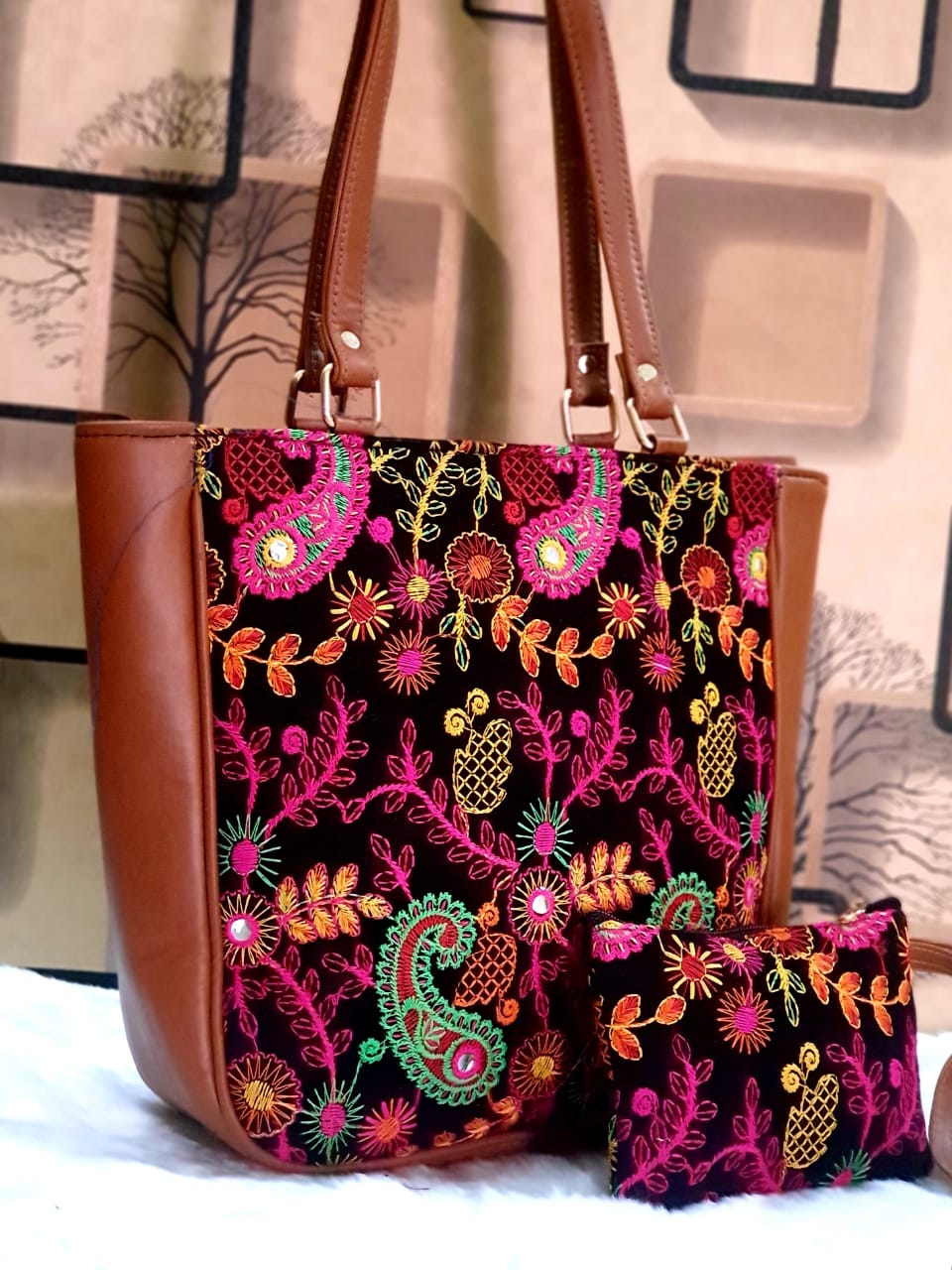 THE EMBROIDERY IPL TOTE 