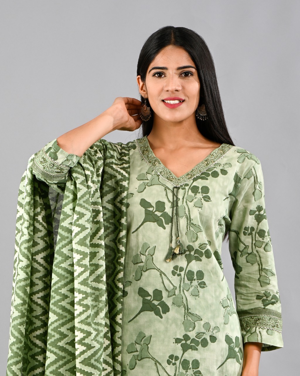 Pure  Cotton  Suits w/neck work & dupattas