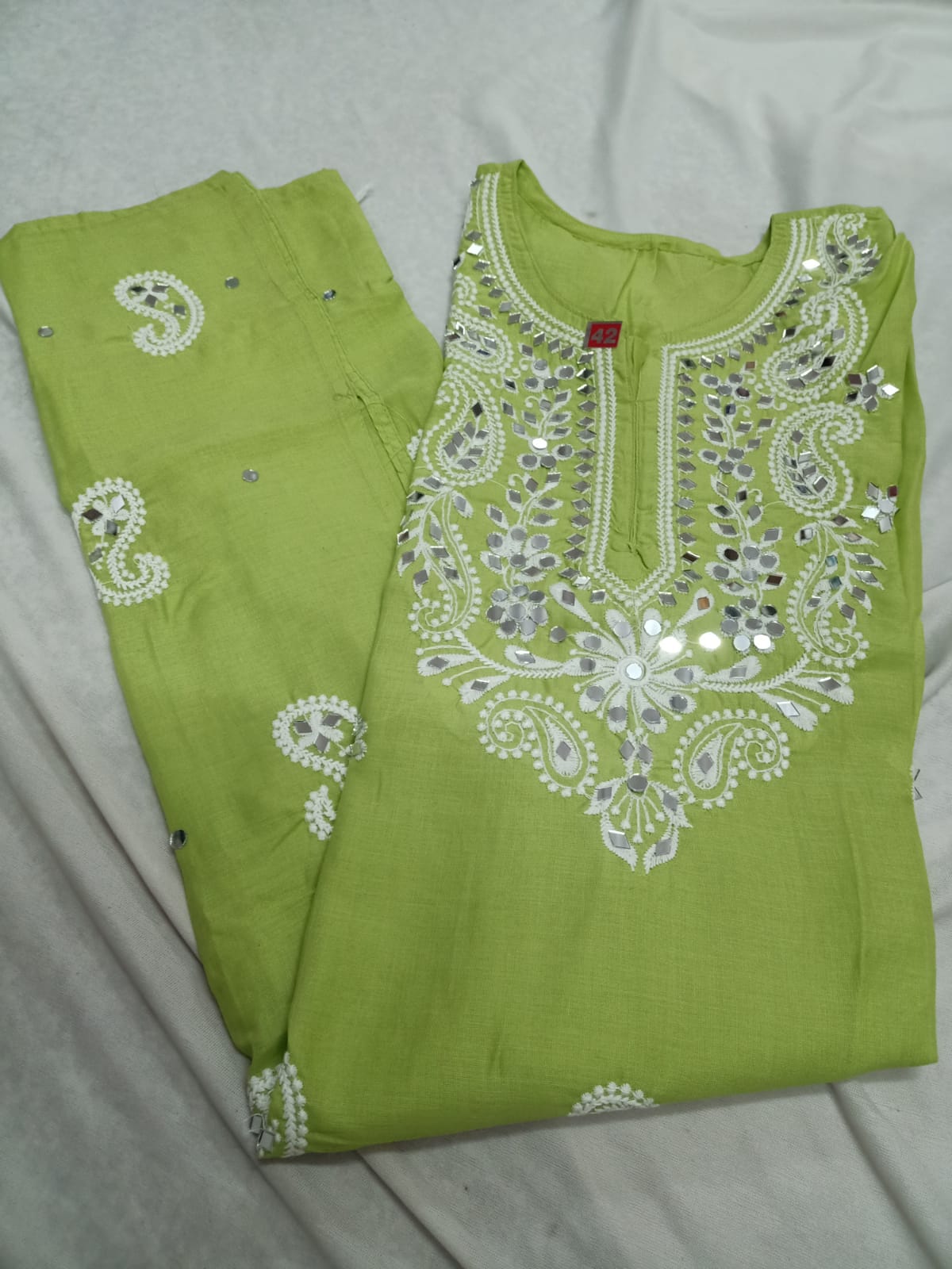Lucknowi Chikankari  Kurti