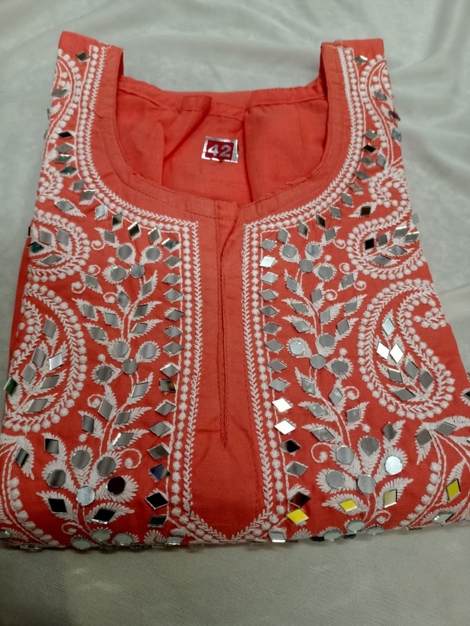 Lucknowi Chikankari  Kurti