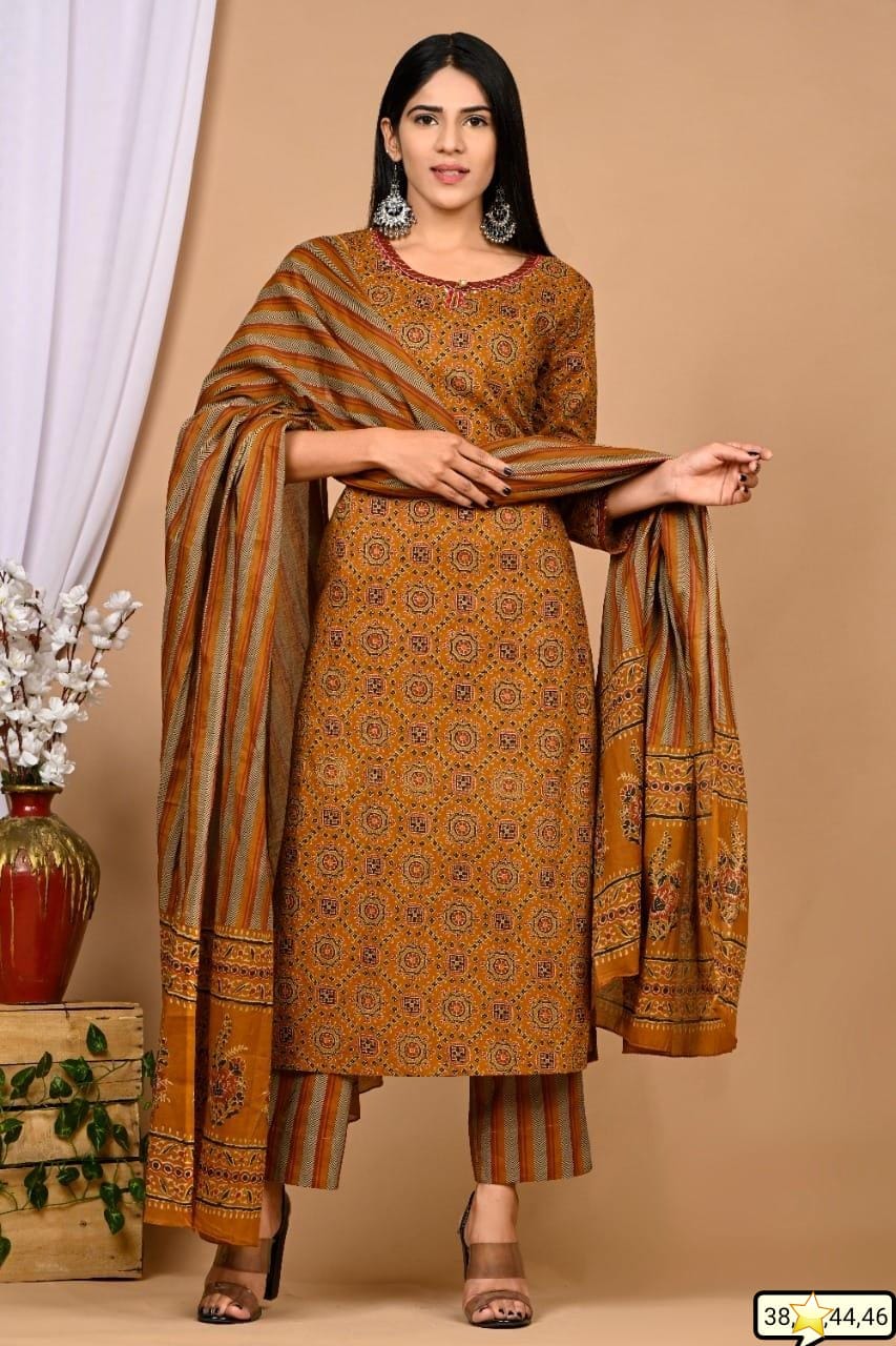 Elegant Pure Cotton Ajrakh