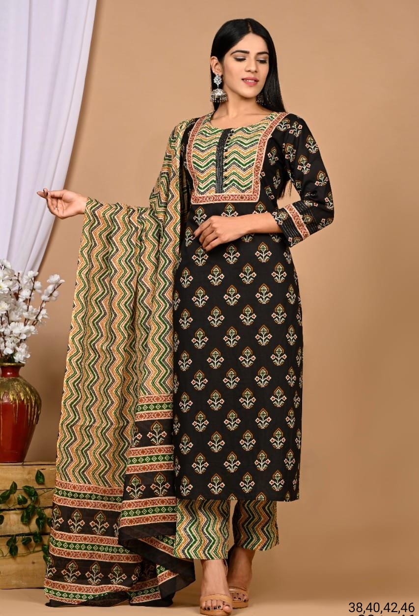 Elegant Pure Cotton Ajrakh